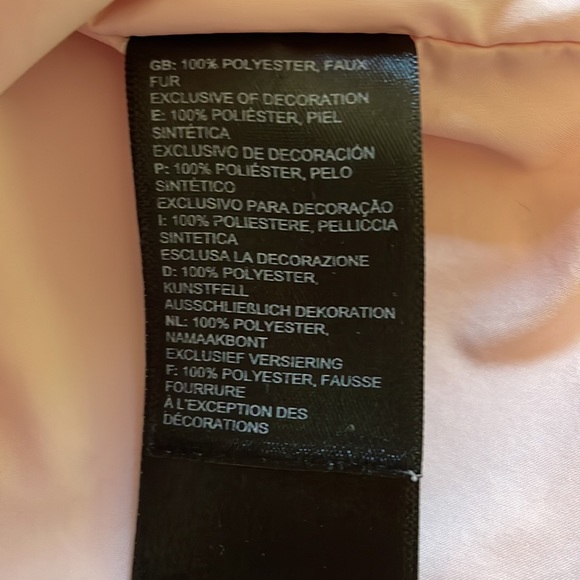 The North Face Toddler Vest Faux Fur Pink - Size 3T - Picture 6 of 6